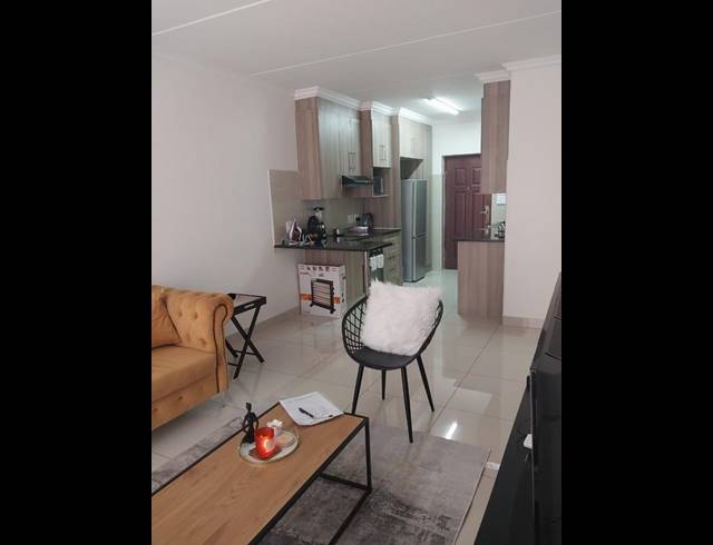 2 BEDROOM APARTMENT FOR SALE IN FAIRLEAD